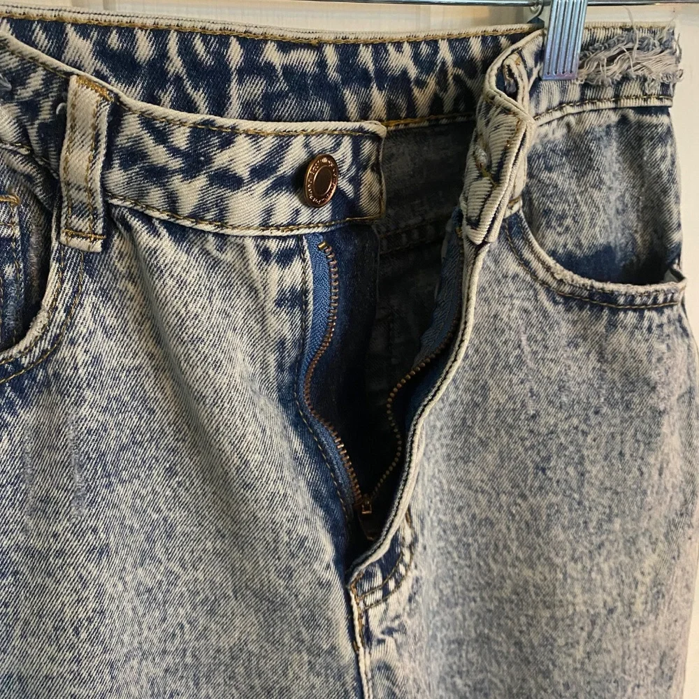 Rolling Stone Acid Wash Jeans - Picture 4 of 7